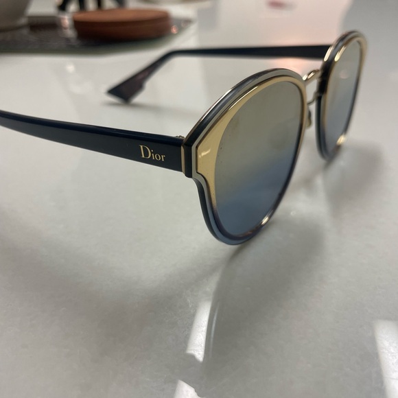 Dior Sunglasses - Picture 2 of 6